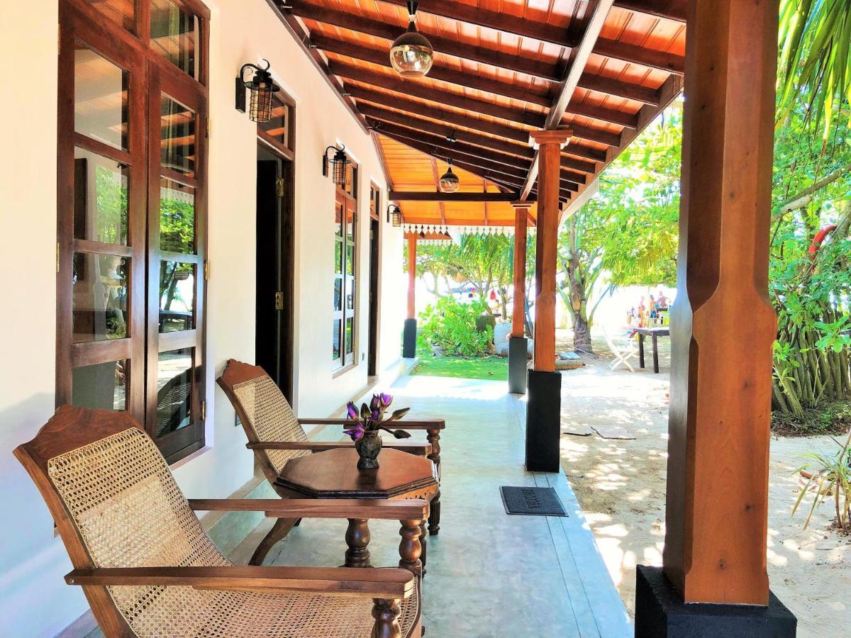 Sunflower Beach Resort เบอร์อูวาลา ภายนอก รูปภาพ