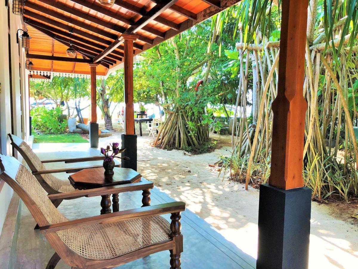 Sunflower Beach Resort เบอร์อูวาลา ภายนอก รูปภาพ